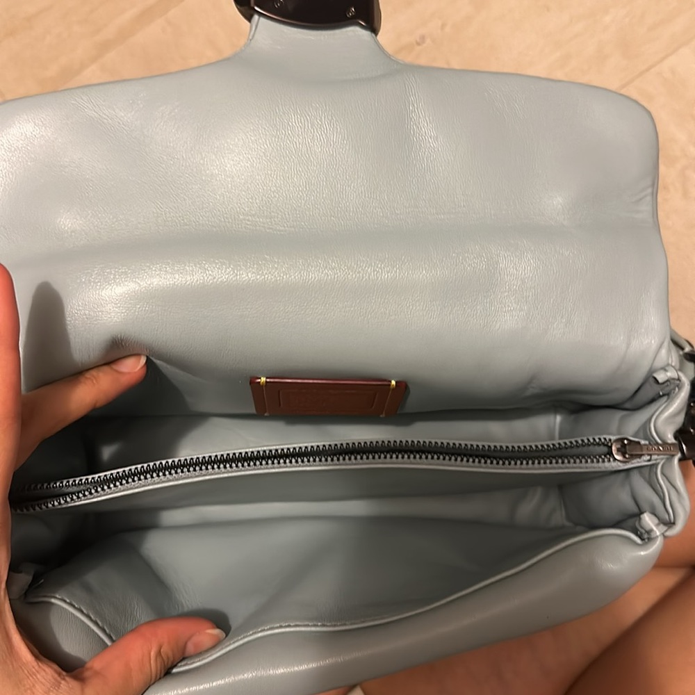 LIGHT BLUE LARGE SIZE COACH PILLOW TABBY - Picture 6 of 9